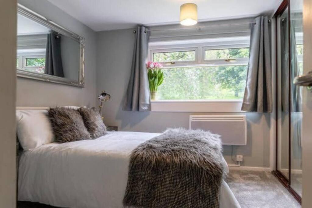 Cosy 1 Bed With Parking In City Centre Apartman Glasgow Kültér fotó